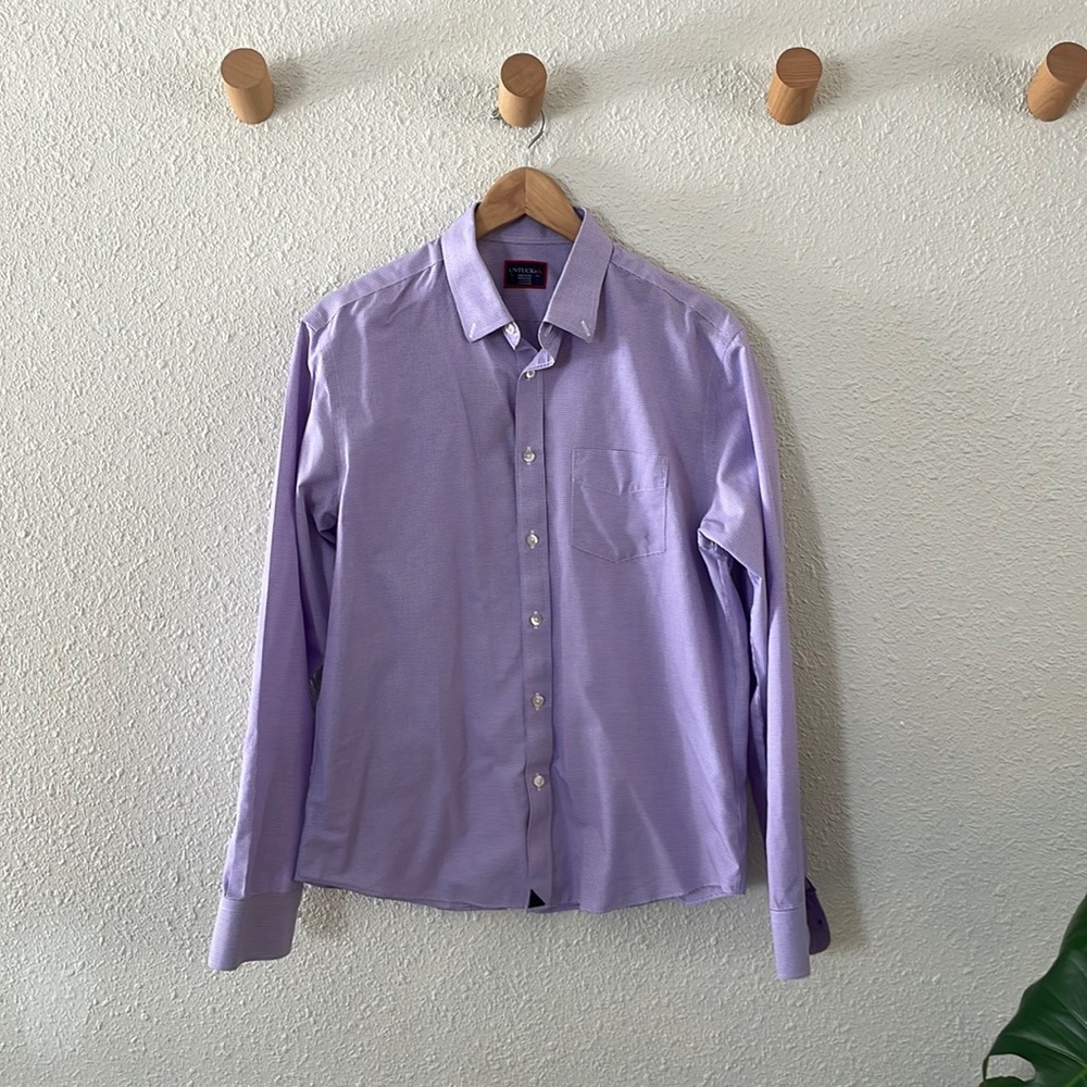 Men’s purple plaid button down. Size M. Untucketit